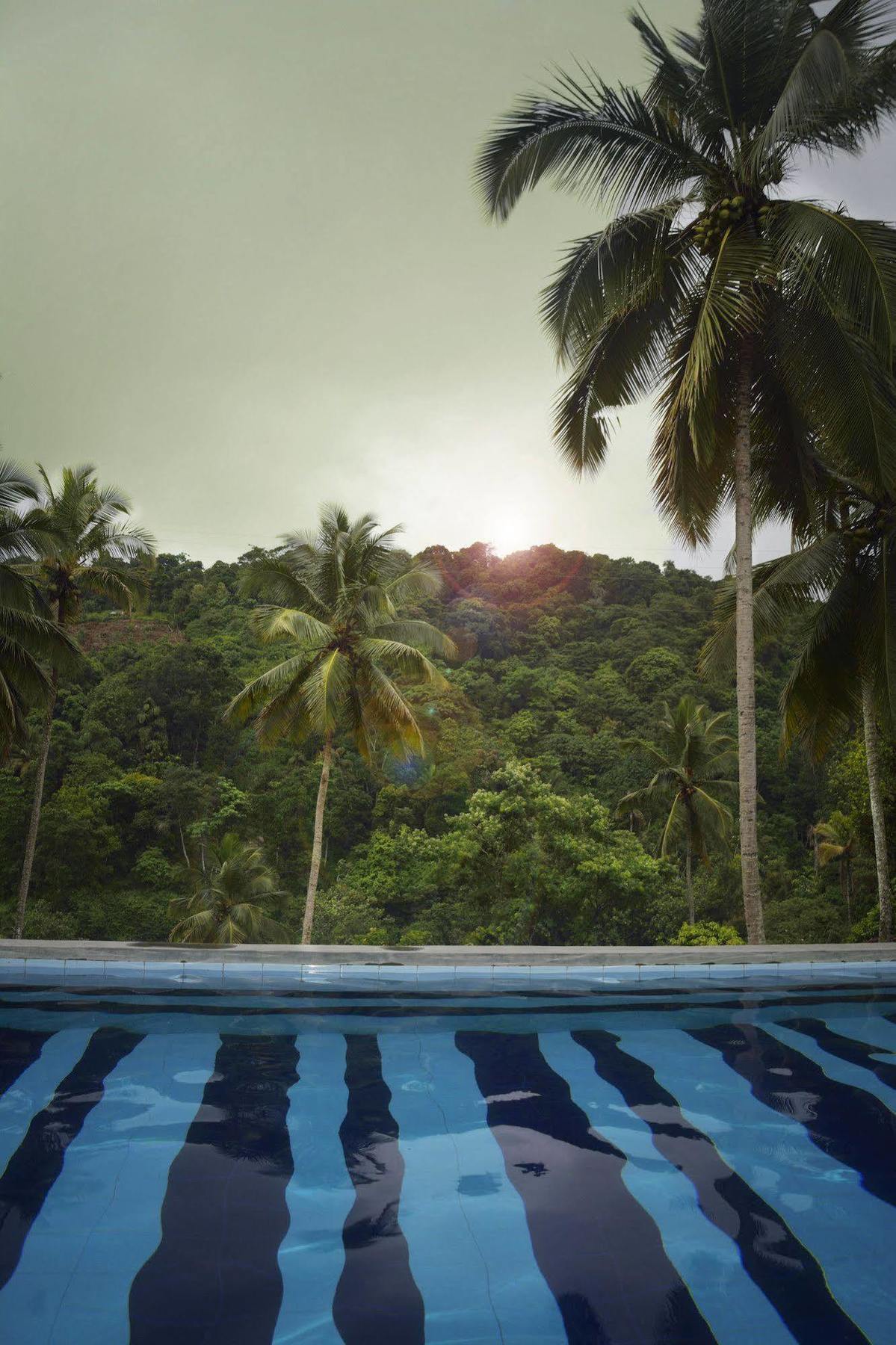 Athulya Villas Kandy Extérieur photo